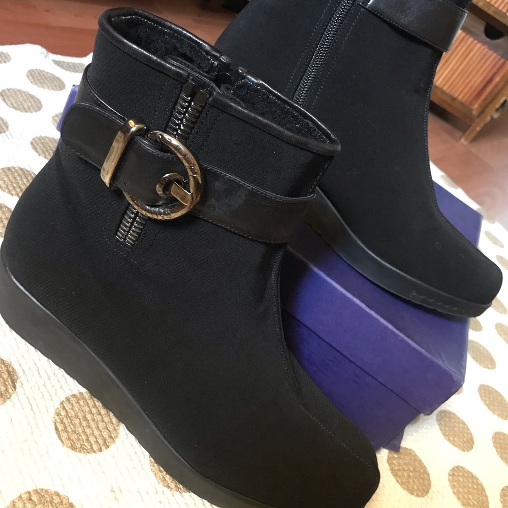 Winter Black Boots